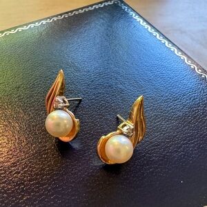 I’m loosing my earrings back I used couple times for the party